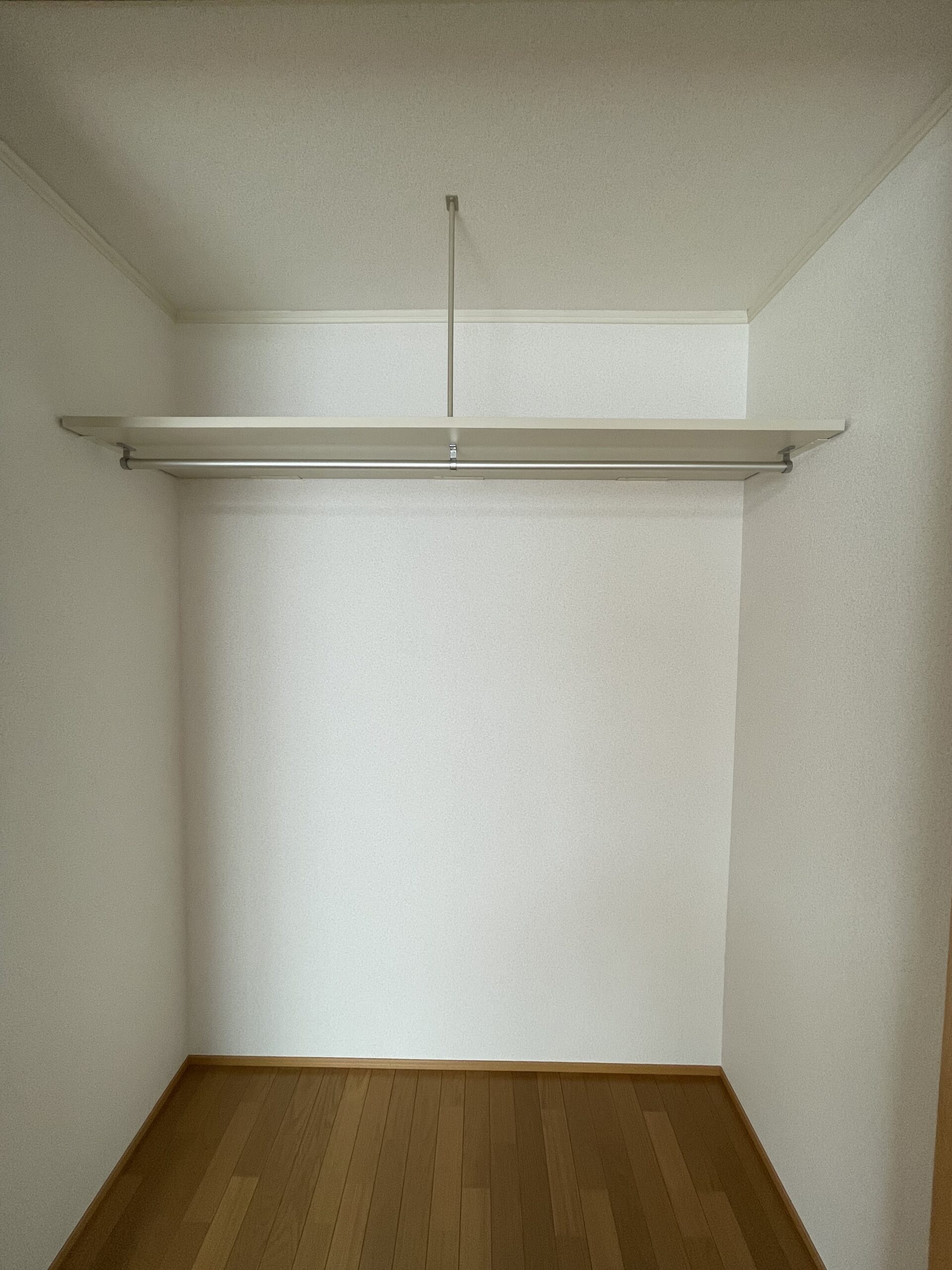 シャッターつきで安心！2F設備充実2DK♪